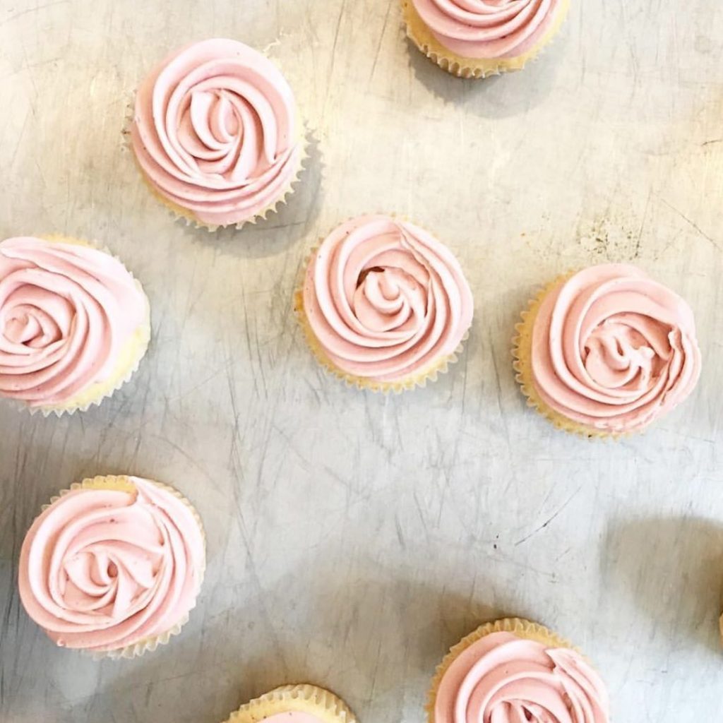 wedding cupcakes whipped bakeshop