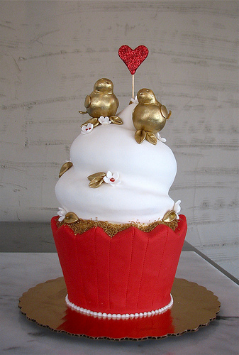 Lovebird Cupcake Cake by Whipped Bakeshop