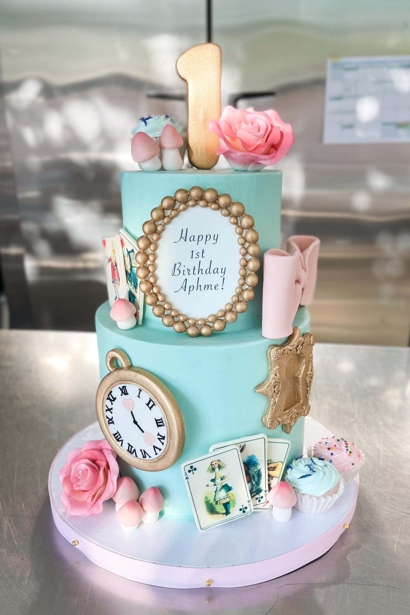 alice-cake-whipped-bakeshop