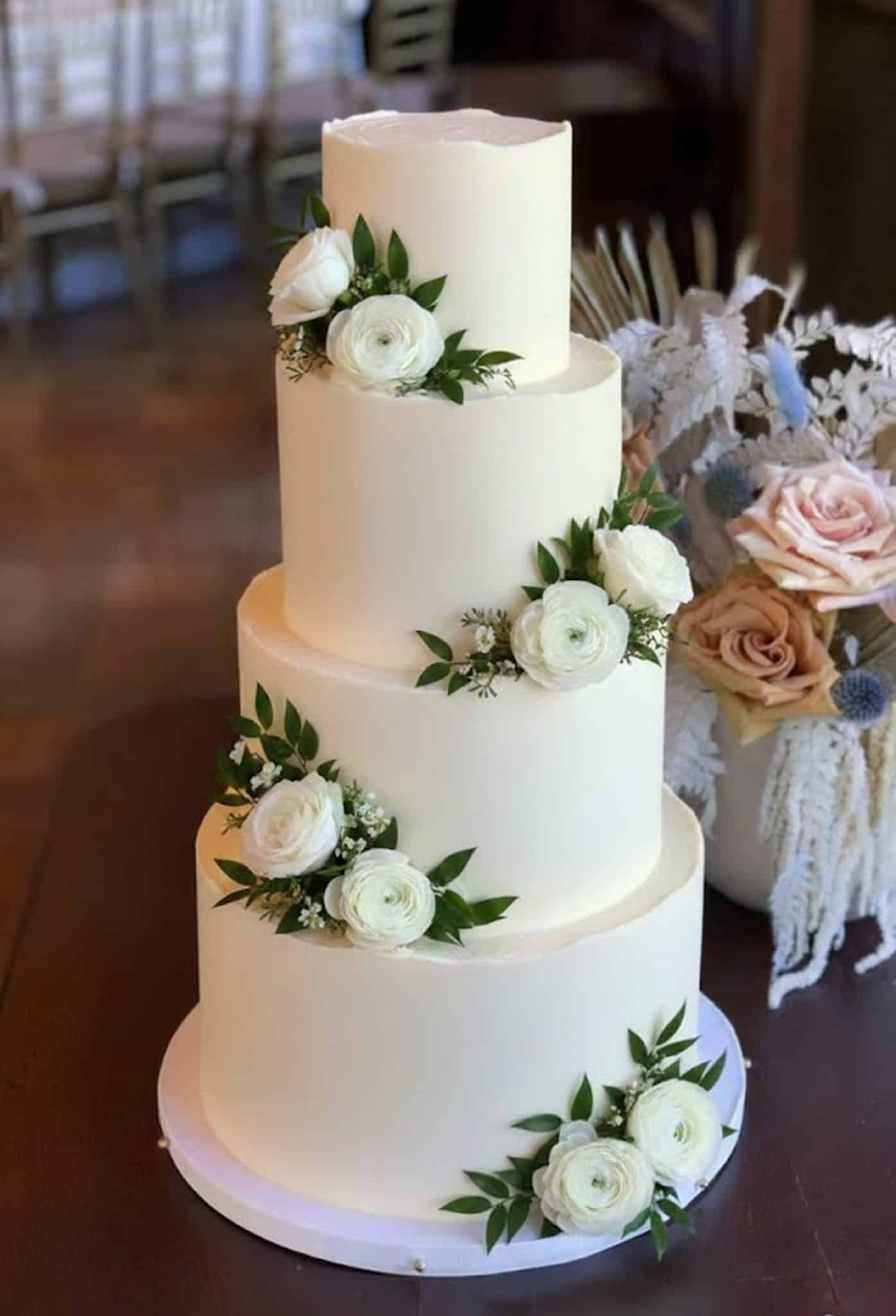 deckle-edge-wedding-cake-whipped-bakeshop-main