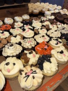 Dog and cat cupcakes by Whipped Bakeshop in Philadelphia