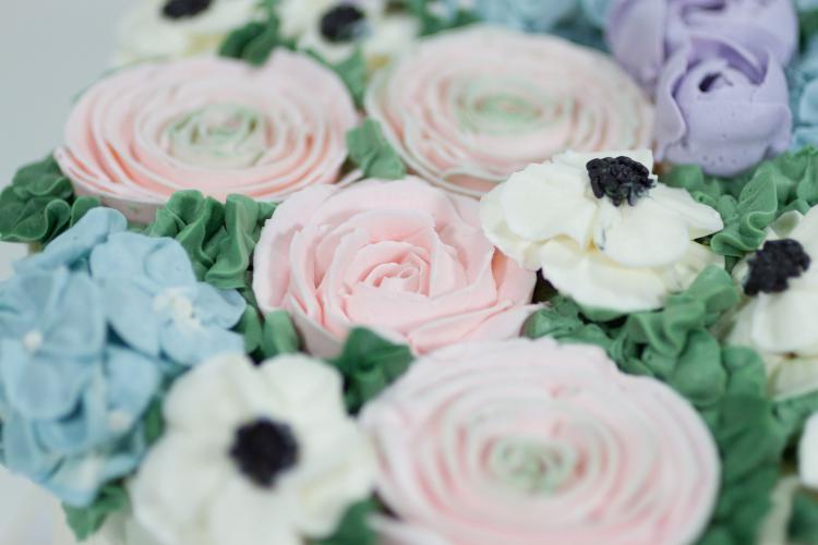 Buttercream floral cake by Whipped Bakeshop