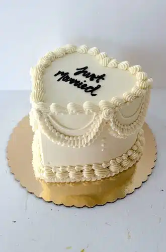 Vintage heart cake by Whipped Bakeshop in Philadelphia